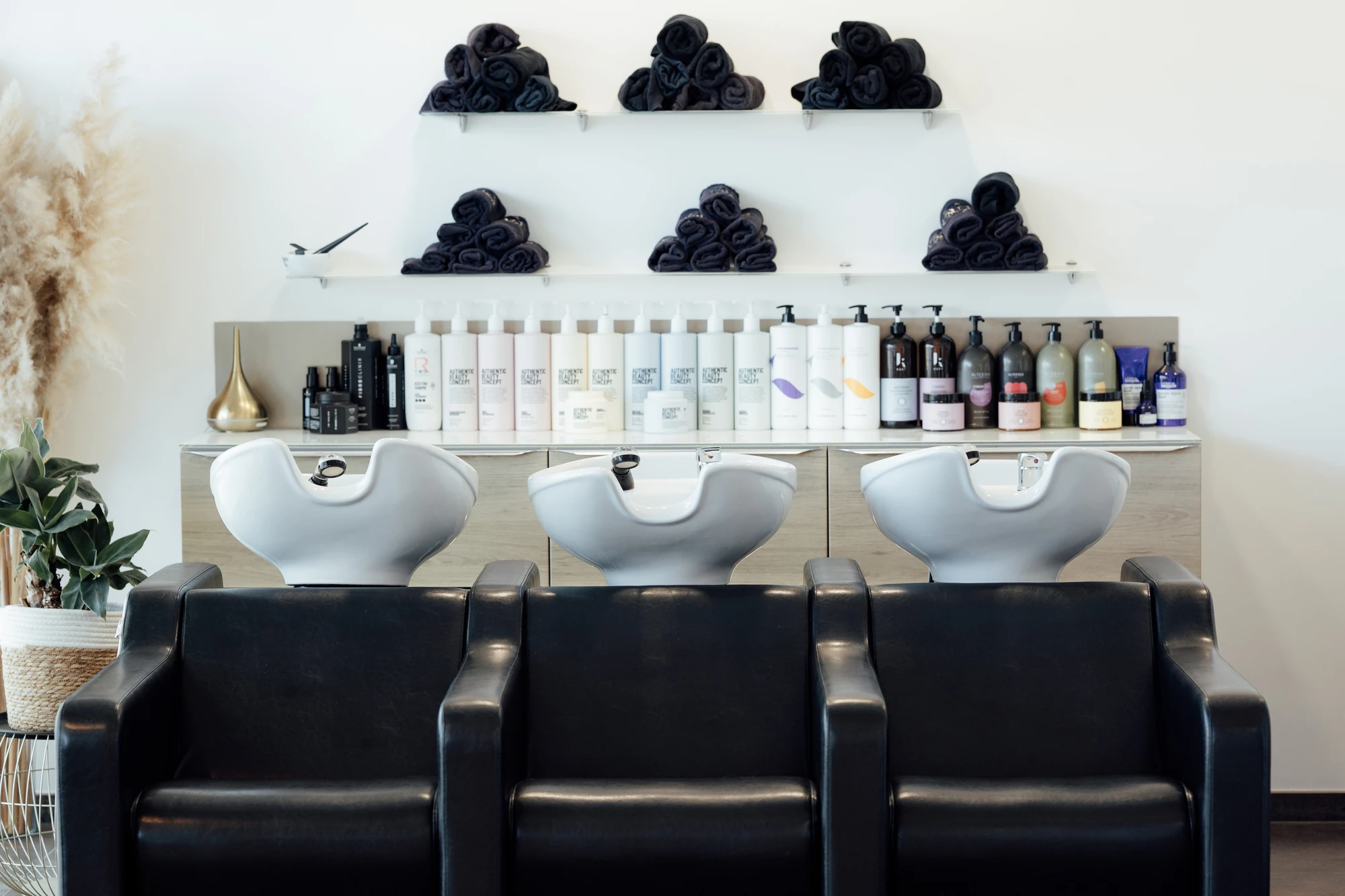 L'espace shampooing du salon Nuances Candy